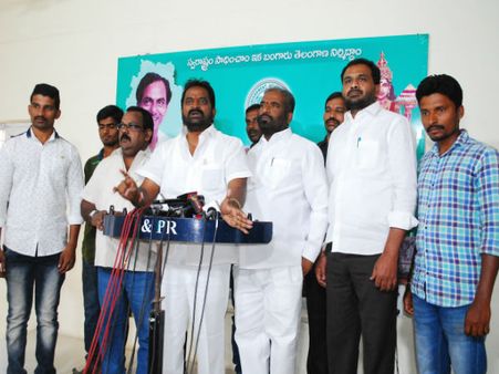 ఆంధ్ర బస్సులకు హెచ్చరిక: దివాకర్ ట్రావెల్స్ బస్సు ప్రమాదంపై తెరాస ఎమ్మెల్యే