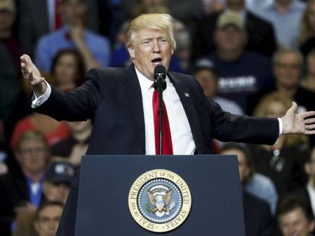 ట్రంప్ మరో బాంబు: 'ముస్లిం' దేశాలపై ఆంక్షలు, బ్రిటన్ కూడా ఫాలో అయింది!