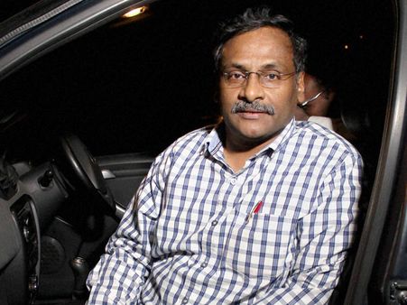 ఢిల్లీ ప్రొఫెసర్ సాయిబాబాకు జీవిత ఖైదు, జేఎన్‌యూ విద్యార్థికి కూడా