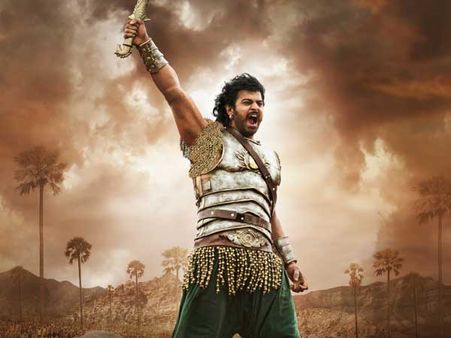 బాహుబలి చేసిన మేలేమిటి: ''మెగా'' హీరోలపై దెబ్బనే...