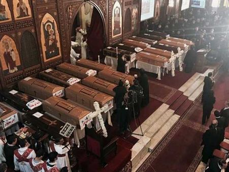 ఈజిప్ట్ చర్చిలో ఆత్మాహుతి దాడి: 45 మంది మృతి, తమ పనేనని ఐసిస్ ప్రకటన