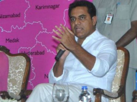 టాక్: కెటిఆర్ నమస్తే తెలంగాణ స్టాఫ్‌ను దులిపేశారా, ఏం జరుగుతోంది?