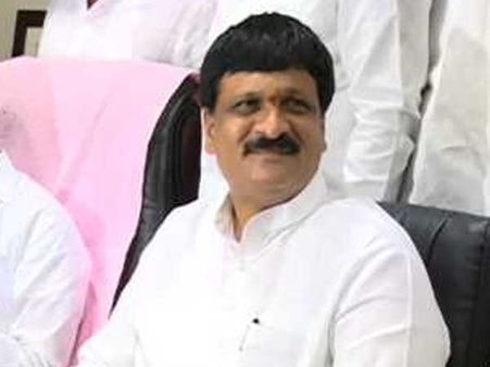 మైనంపల్లి ఏం చదువుకొన్నాడు: డిగ్రీపై కోర్టులో కేసు