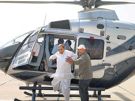 సీఎంకు తప్పిన పెనుముప్పు: హెలికాప్టర్ ఎమర్జెన్సీ ల్యాండింగ్!..