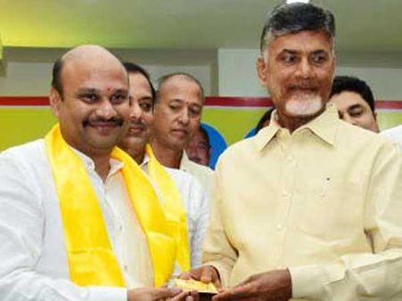 సుజయతో భేటీకి డుమ్మా: టిడిపి ఎమ్మెల్యేలపై బాబు సీరియస్, వార్నింగ్