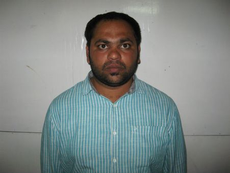 ప్రేయసి కోసం విమానం హైజాక్ డ్రామా ఆడిన వంశీ లీలలు ఎన్నో...