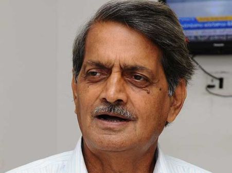 తెలంగాణకు తీరని లోటు: కేసీఆర్ ఆపద్బంధువు విద్యాసాగర్ రావు కన్నుమూత