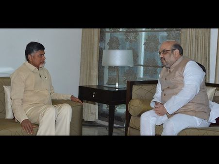 ఏపీ నేతలకు అమిత్ షా షాక్: చంద్రబాబుకు ఊరట