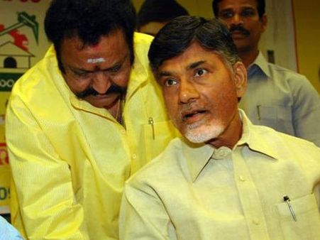 ఆ వ్యాఖ్య వెనుక.. హరికృష్ణ మళ్లీ బాబుని టార్గెట్ చేశారా?: అక్కడే డౌట్