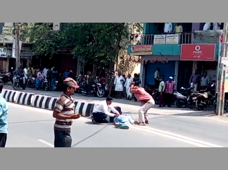 పట్టపగలే హత్య: సోదరి అక్రమ సంబంధమే ప్రాణం తీసింది(పిక్చర్స్)