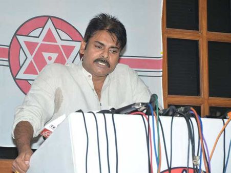 జనసేనలో హోదాల్లేవు, పవన్ కళ్యాణ్‌కు కూడా?: 2019 వీరికీ టిక్కెట్