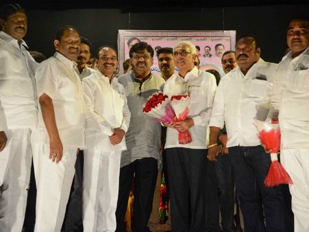 సాహిత్య అకాడమీ చైర్మన్‌గా బాధ్యతలు స్వీకరించిన సిధారెడ్డి..