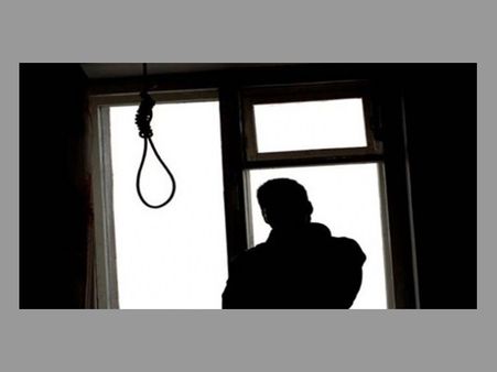 ఒకే కుటుంబంలో నలుగురి ఆత్మహత్య!: ఏలూరులో పెను విషాదం..