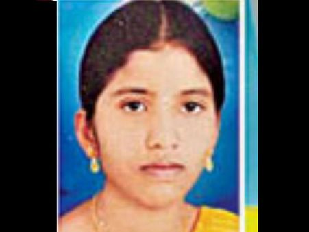 వేధింపులు, భర్త అక్రమ సంబంధం: వివాహిత ఆత్మహత్య?, నట్టింట్లోనే పూడ్చేశారు