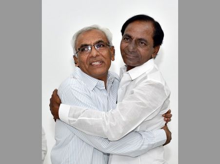 తెలంగాణ సాహిత్య అకాడమీ చైర్మన్‌గా నందిని సిధారెడ్డి: తెలుగు మహాసభలు