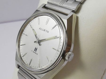 ఔట్ డేటెడ్: నేనూ, నా ఆల్విన్ వాచీ అబ్షెషన్