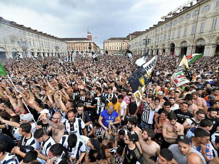 ఫైనల్ మ్యాచ్‌లో ఉగ్రబాంబు దాడి కలకలం, 200 మందికి గాయాలు