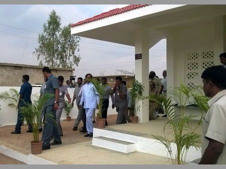 తెలంగాణకు మూడేళ్లు: రాజకీయాల్లోనే కెసిఆర్ సూపర్, మిగతావన్నీ....