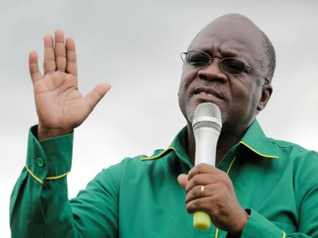 అధ్యక్షుడి సంచలన నిర్ణయం: గర్భిణీ విద్యార్థినిలకు స్కూల్స్, కాలేజీల్లో 'నో ఎంట్రీ'!