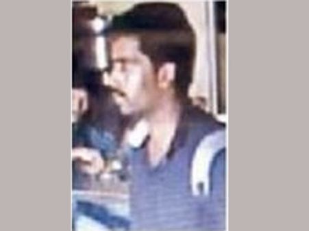 ఇతనితో జాగ్రత్త!: హాస్టల్లో చేరుతానంటూ వచ్చి.. ల్యాప్‌టాప్‌లతో ఎస్కేప్!