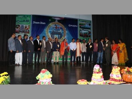 ధూమ్ ధామ్: కెనడాలో తెలంగాణ రాష్ట్ర ఆవిర్భావ వేడుకలు..