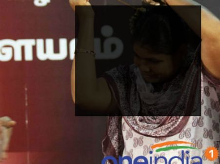 తాళిబొట్టులో పగడాలు ఉంటే భర్తకు ప్రాణహాని!?: పగలగొట్టుకున్న వివాహితలు..