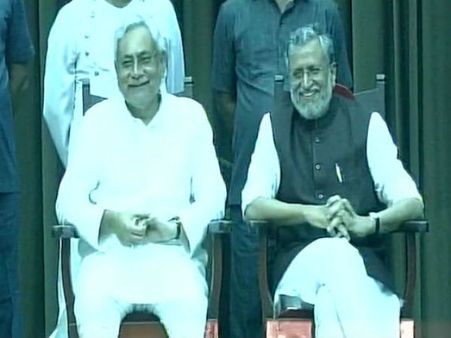 బీహార్‌లోనూ ఎన్డీఏ సర్కారు: ఆరోసారి సీఎంగా నితీష్ ప్రమాణం