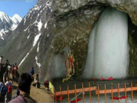 అమర్‌నాథ్ యాత్రలో 'ఉగ్ర' కలకలం?: బాంబు దాడిపై దాటవేత, కరీంనగర్ వాసి మృతి