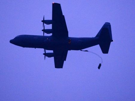 సైనిక విమానం కూలి 16 మంది మృతి