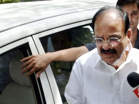 పెళ్లి కాకముందే: 'ఉపరాష్ట్రపతి'పై వెంకయ్య ఆసక్తికరం, టిడిపి నేతల బాధ