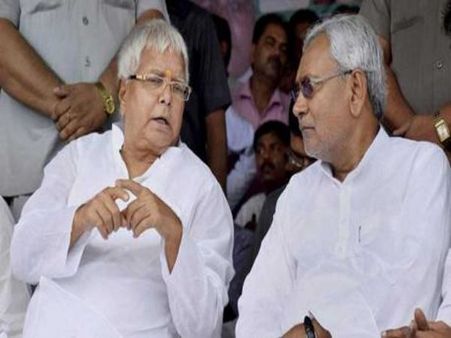 ట్విస్ట్, లాలు ఉలిక్కిపాటు: మళ్లీ నితీషే సీఎం, బయటి నుంచి బిజెపి మద్దతు