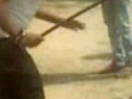 రోడ్డు ప్రమాదంలో విద్యార్థిని మృతి, డ్రైవర్ ను కొట్టి చంపేసిన ప్రజలు !