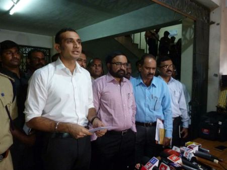 బాధితులా? నిందితులా? ఇప్పడే చెప్పలేం: ఆ నటీనటులపై అకున్