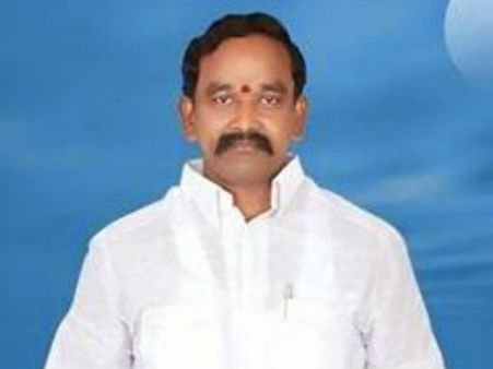 బాబుకు షాక్: చెప్పినట్టుగానే టిడిపికి అన్నా రాంబాబు రాజీనామా