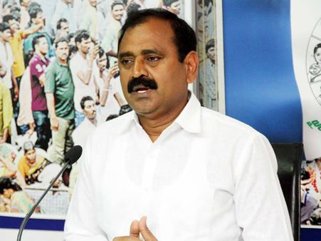 కాంగ్రెస్ అభ్యర్థికి చంద్రబాబు రూ. 10 కోట్లు: భూమన