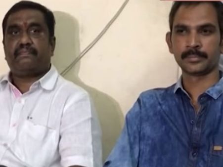 ‘కార్పొరేటర్ల వాట్సాప్‌ గ్రూప్‌లో పోర్న్ వీడియో ఎలా వచ్చిందంటే.. సారీ’