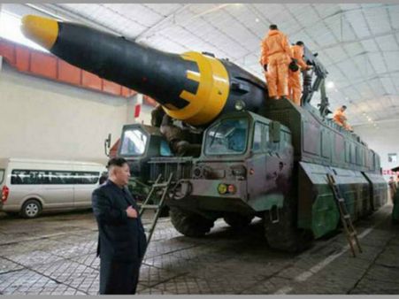 ఉత్తర కొరియా ‘ఖతర్నాక్ ప్లాన్’! జపాన్ మీదుగా గువామ్ దీవిపైకి.. హాసంగ్-12 మిస్సైళ్లతో దాడి!!