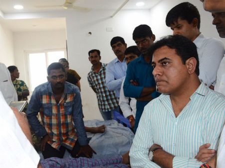 నేరెళ్ల ఘటన: కెటిఆర్ ఇలా, కోర్టుకు అలా.. మరీ ఇంతగా..