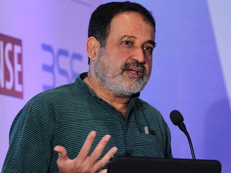 మూర్తికి పాయ్, బాల అండ: సిక్కా పనితీరు బాగా లేకే..