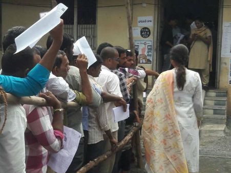 భూమా మౌనిక పోలింగ్ బూత్‌ల్లోకి ఎందుకు వెళ్లారంటే! గొడవలపై శిల్పా వ్యాఖ్య