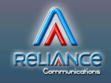 ముఖేశ్ బాటలోనే అనిల్.. రూ. 299కే అన్ లిమిటెడ్ డేటా, కాల్స్, ఎస్సెమ్మెస్!