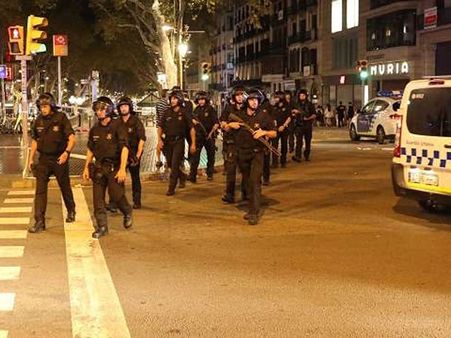 ఆ విషయం తెలిసి ఊపిరి పీల్చుకున్న ఇండియన్స్.. స్పెయిన్‌పై రెండో అతిపెద్ద దాడి