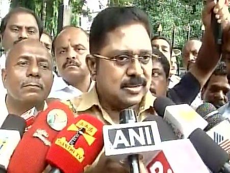 మోడీ, పళనిసామికి వ్యతిరేంగా టీటీవీ దినకరన్ ఆందోళన, కొని కష్టాలు తెచ్చుకుంటున్నాడా ?