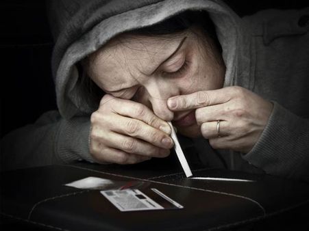 డ్రగ్స్ కేసు: మరో ముగ్గురు సినీతారలు! లోలోపలే సిట్ దర్యాప్తు,వారిలో ఓ ప్రముఖ హీరోయిన్?