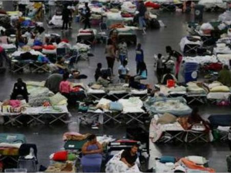 కరేబియన్‌ దీవుల్లో ‘ఇర్మా’ విలయం, 10 మంది మృతి, ఎమర్జెన్సీ ప్రకటన, వణుకుతున్న ఫ్లోరిడా..