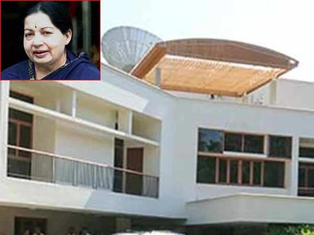 జయలలిత పోయస్ గార్డెన్ : రూ. 100 కోట్లు గుర్తుందా, పళని ప్రభుత్వానికి హైకోర్టు నోటీసులు !