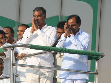 సంచలనం: 'టిఆర్ఎస్‌లో అసంతృప్తి, కాంగ్రెస్‌లోకి హరీష్ రావు'