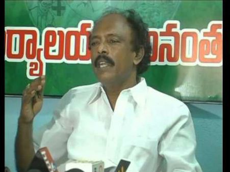 టీడీపీలోకి జగన్ పార్టీ ఎమ్మెల్యే సోదరుడు!: కారణం ఇదేనా?