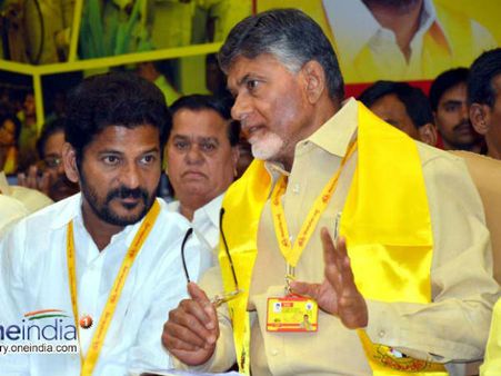 రేపు అమరావతికి రేవంత్‌రెడ్డి: చంద్రబాబు వద్ద మెలికలు?