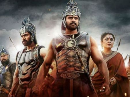 ఓ ప్రాణాన్ని కాపాడిన రాజమౌళి సినిమా: బాహుబలి చూపిస్తూ ఆపరేషన్